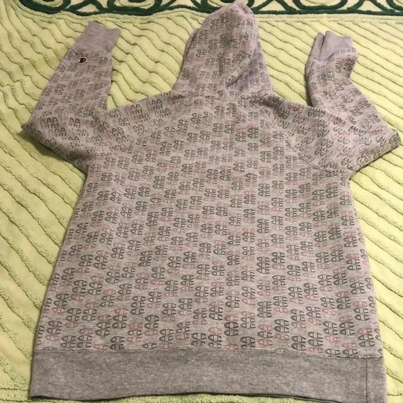 Champion hooded sweatshirt - Picture 6 of 8